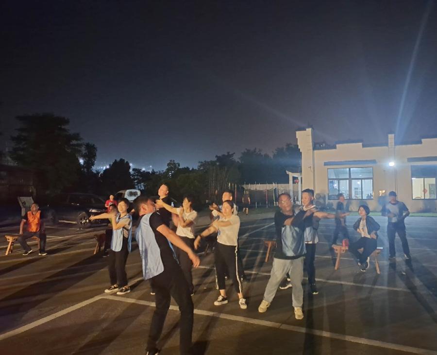 金皖控股人才梯队建设领带制&精英学习班团建活动圆满落幕!(图37) 金皖控股人才梯队建设领带制&精英学习班团建活动圆满落幕!(图37)