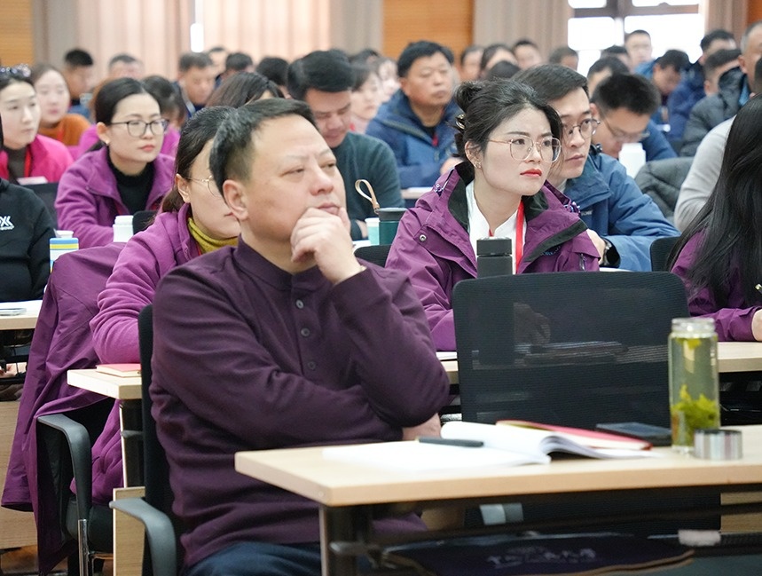 圆满结业丨金皖控股管理人员综合能力提升培训班赴中国人民大学学习培训(图13)